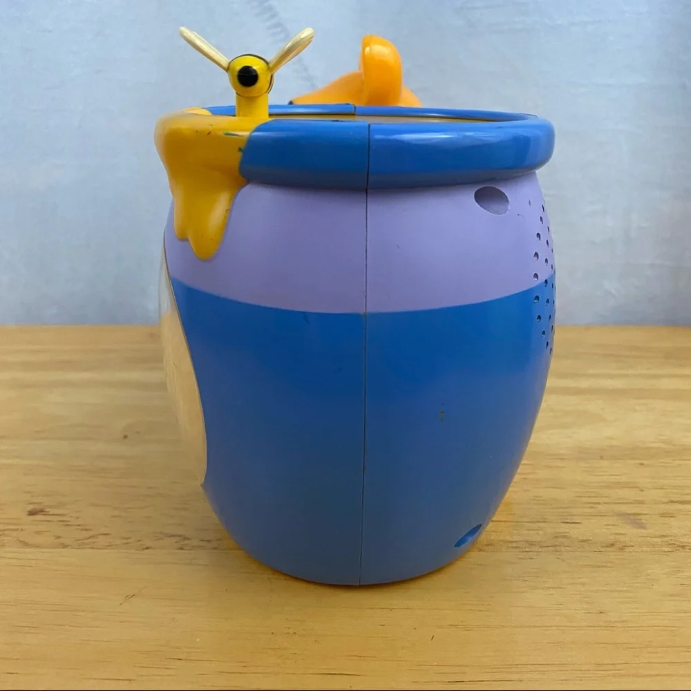 Vintage Disney Winnie The Pooh Honey Pot Clock